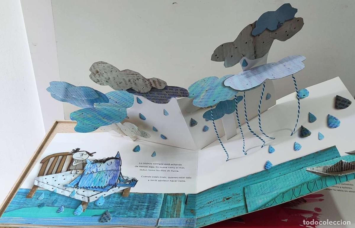 Libros de segunda mano: EL MONSTRUO DE COLORES. El libro pop-up - LLENAS, Anna - Foto 2