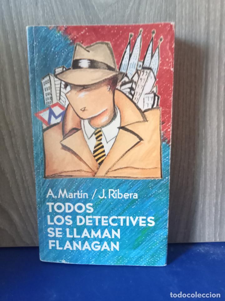 Libros de segunda mano: Todos los detectives se llaman flanagan - Foto 1