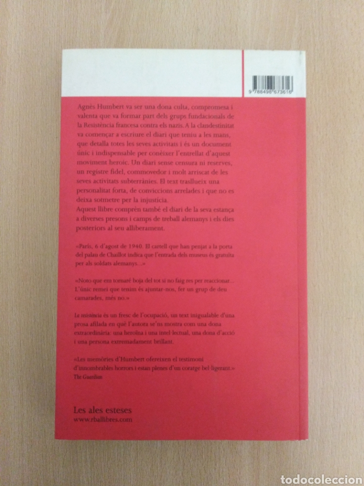 Libros de segunda mano: LA RESIST&Egrave;NCIA. Agn&egrave;s Humbert. Edici&oacute;n en Catal&aacute;n. - Foto 2