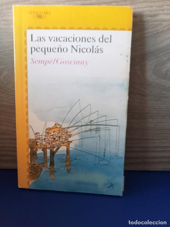 Libros de segunda mano: Las vacaciones del peque&ntilde;o Nicol&aacute;s - Foto 1