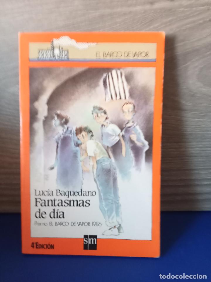 Libros de segunda mano: Fantasmas de d&iacute;a - Foto 1