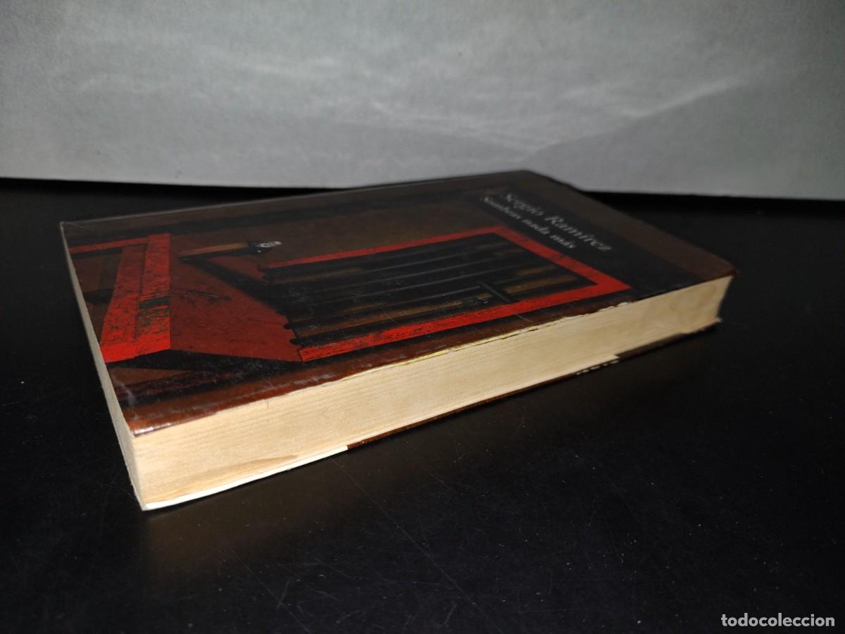 Libros de segunda mano: 78- SOMBRAS NADA M&Aacute;S - SERGIO RAM&Iacute;REZ. ALFAGUARA. PRIMERA EDICI&Oacute;N 2002 - Foto 3