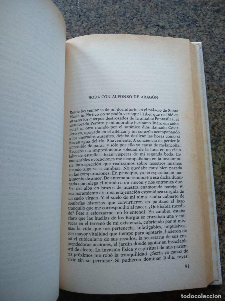 Libros de segunda mano: YO, LUCRECIA BORGIA -- CARMEN BARBERA -- PLANETA -- - Foto 2