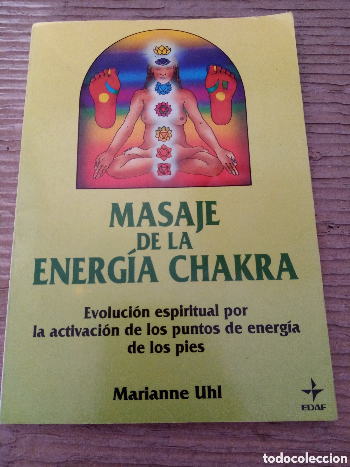 Libros de segunda mano: Masaje de la energ&iacute;a Chakra -Marianne Uhl- - Foto 1