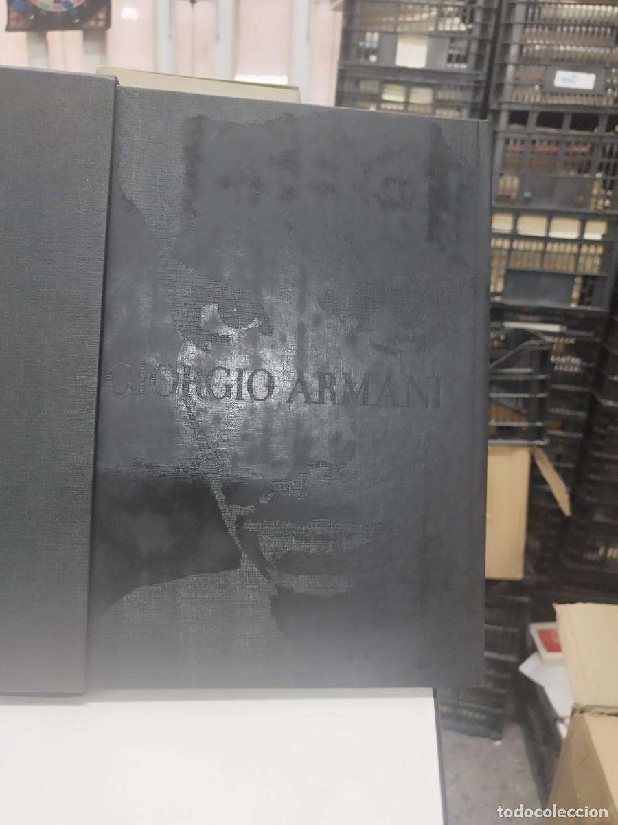 Libros de segunda mano: SPRING-SUMMER 03 Giorgio Armani Paolo Roversi. Moda. - Foto 2