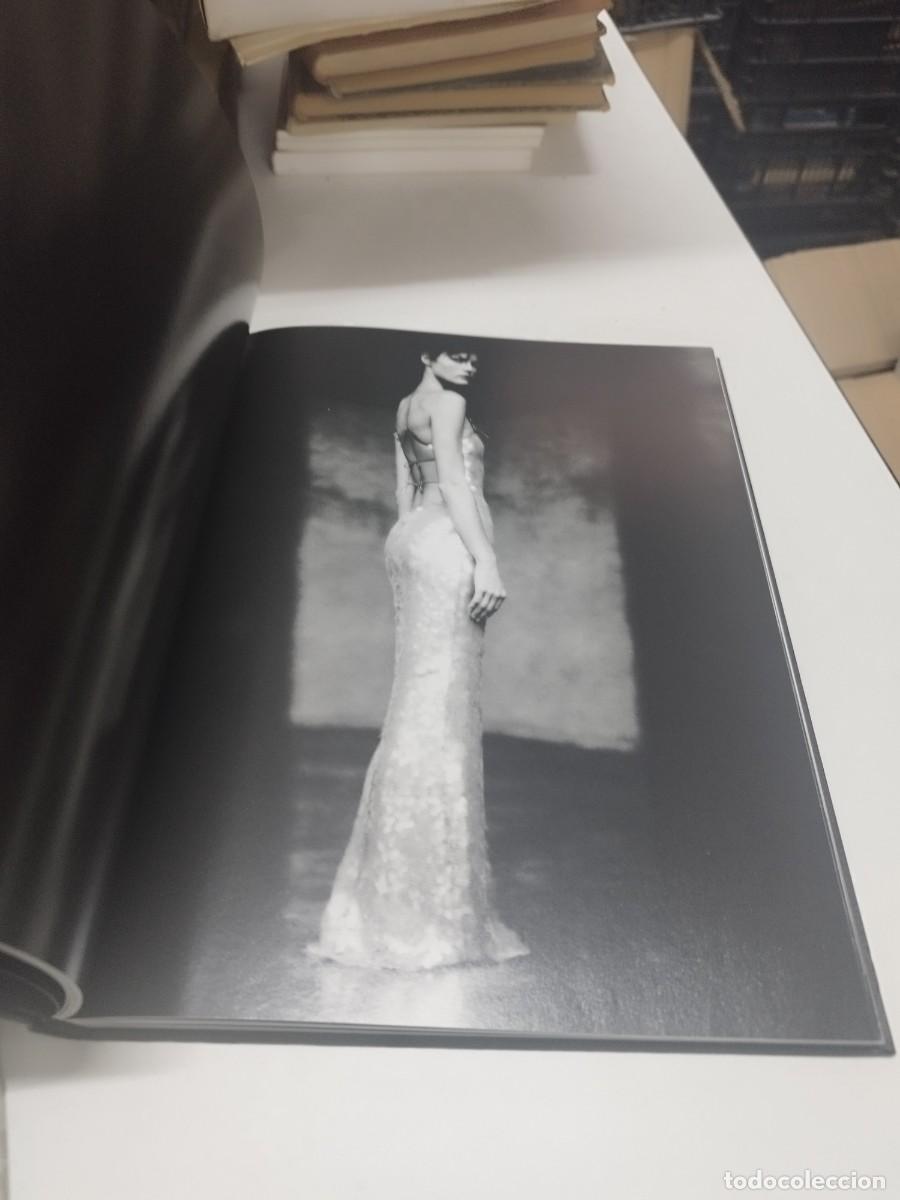 Libros de segunda mano: SPRING-SUMMER 03 Giorgio Armani Paolo Roversi. Moda. - Foto 5