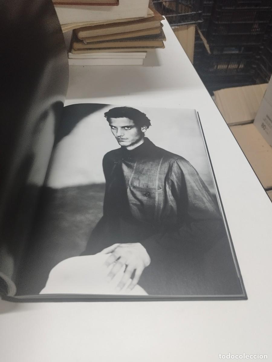 Libros de segunda mano: SPRING-SUMMER 03 Giorgio Armani Paolo Roversi. Moda. - Foto 7
