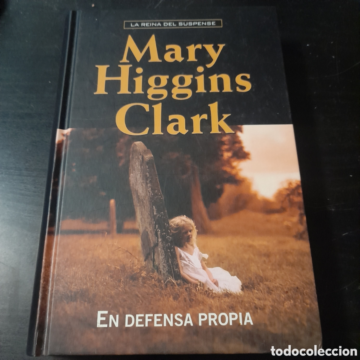 Libros de segunda mano: En defensa propia. Mary Higgins Clark. - Foto 1