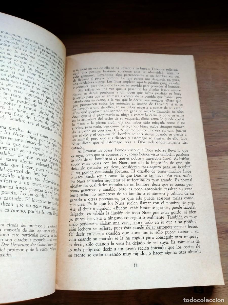 Libros de segunda mano: La Religi&oacute;n Nuer - E. E. Evans - Pritchard - Foto 3