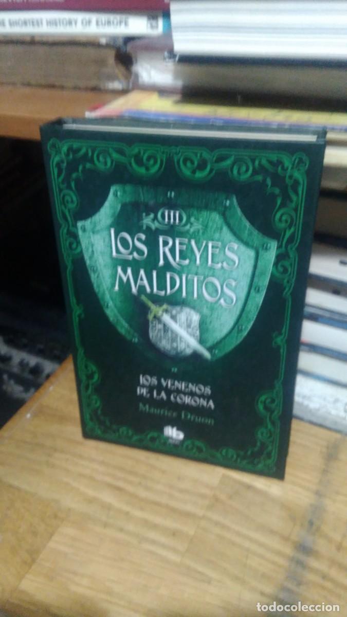 Libros de segunda mano: LOS REYES MALDITOS, LOS VENENOS DE LA CORONA, MAURICE DRUON, ED. MAXI - Foto 1