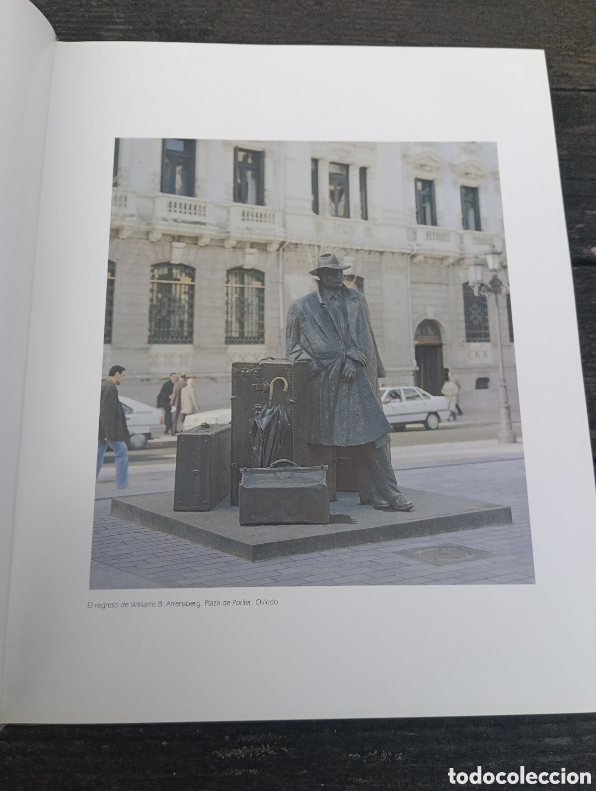 Libros de segunda mano: EDUARDO URCULO. EL VIAJERO, LA CIUDAD Y EL EQUIPAJE. - Foto 7