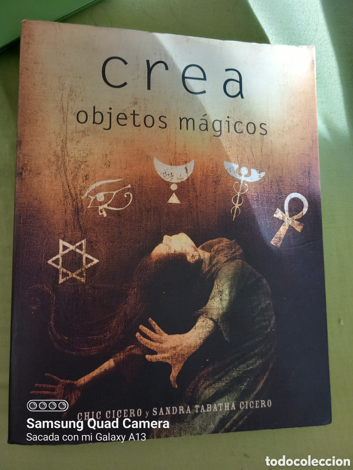 Libros de segunda mano: Crea objetos m&aacute;gicos. Chic Cicero y Sandra Tabatha Cicero - Foto 1