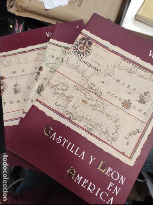 Libros de segunda mano: Castilla y Le&oacute;n en Am&eacute;rica tres tomos - Foto 1