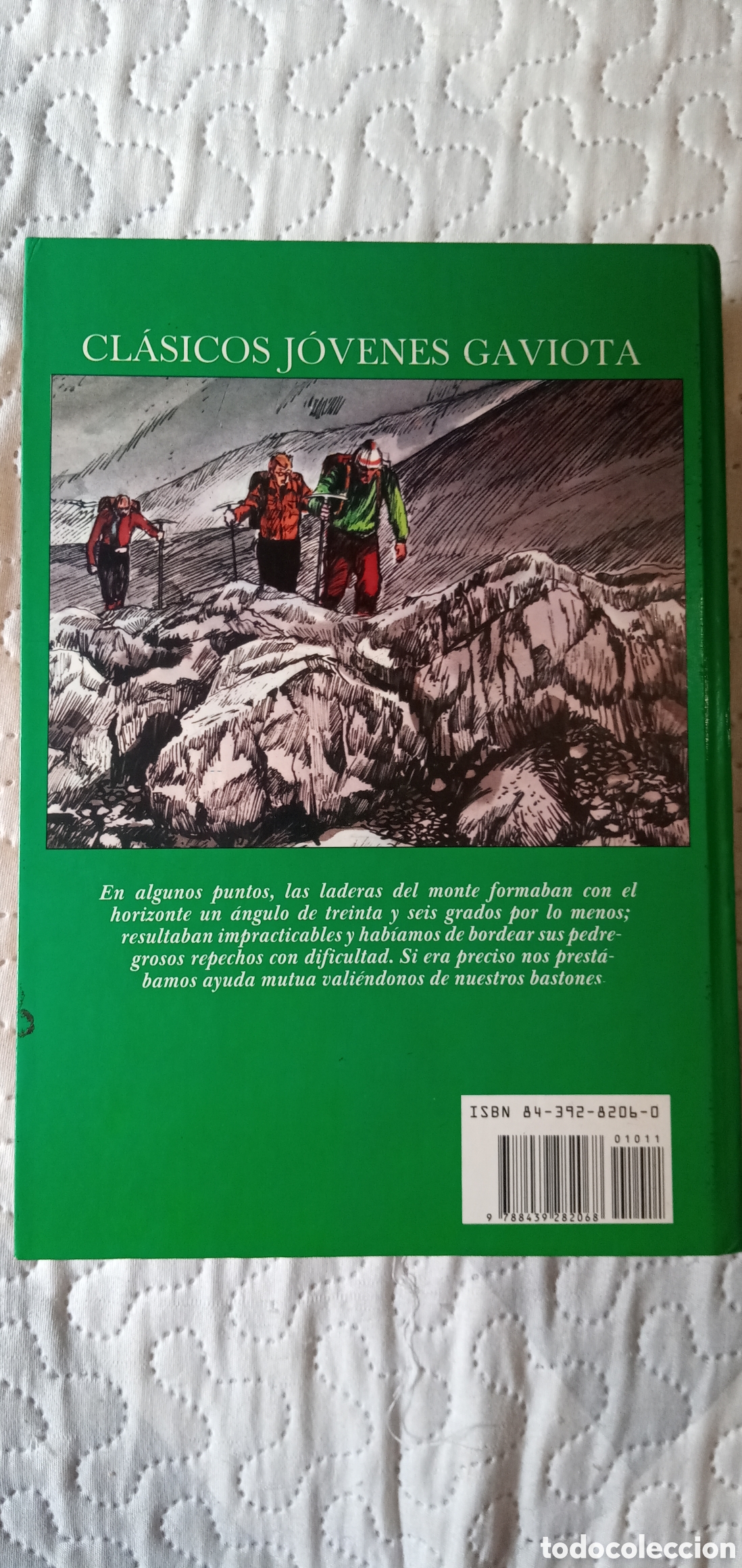 Libros de segunda mano: Viaje al centro de la tierra.Julio Verne.Version Integra.1989. - Foto 2