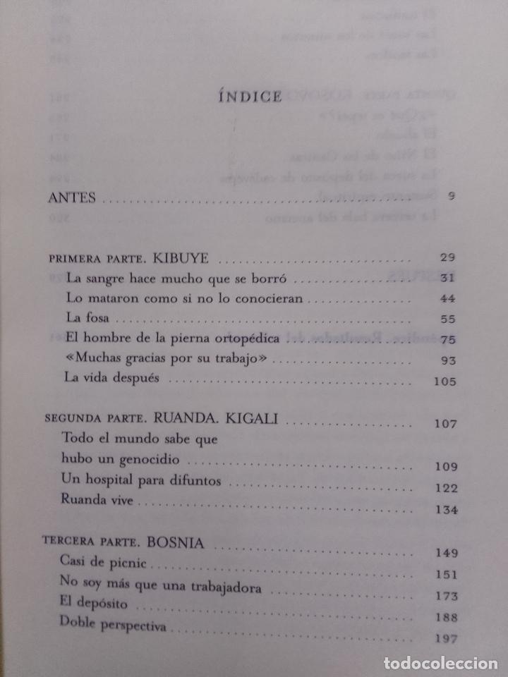 Libros de segunda mano: Clea Koff: El lenguaje de los huesos (Ediciones Mart&iacute;nez Roca. 2004) - Foto 3