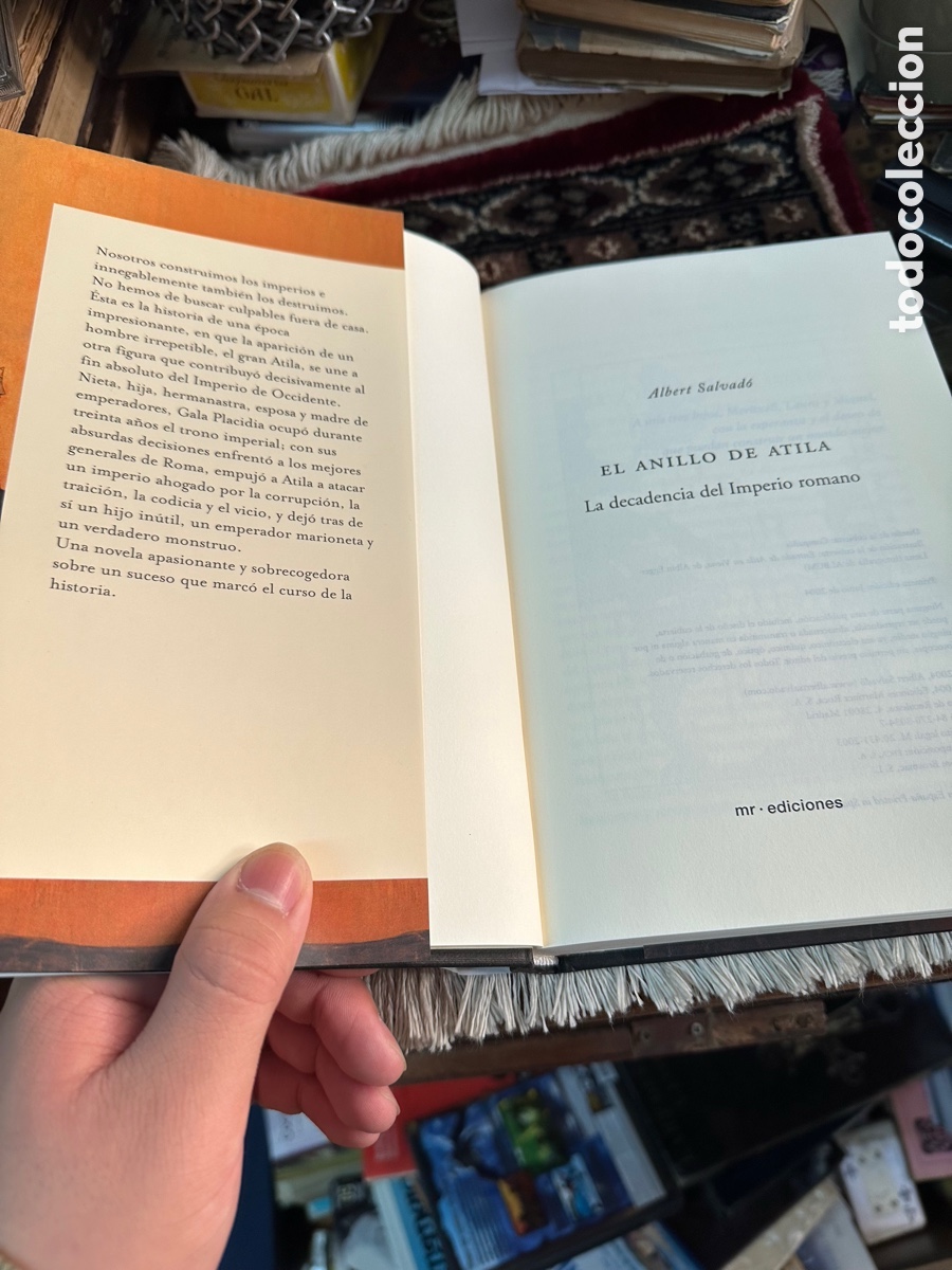 Libros de segunda mano: El anillo de Atila Albert Salvad&oacute; - Foto 2