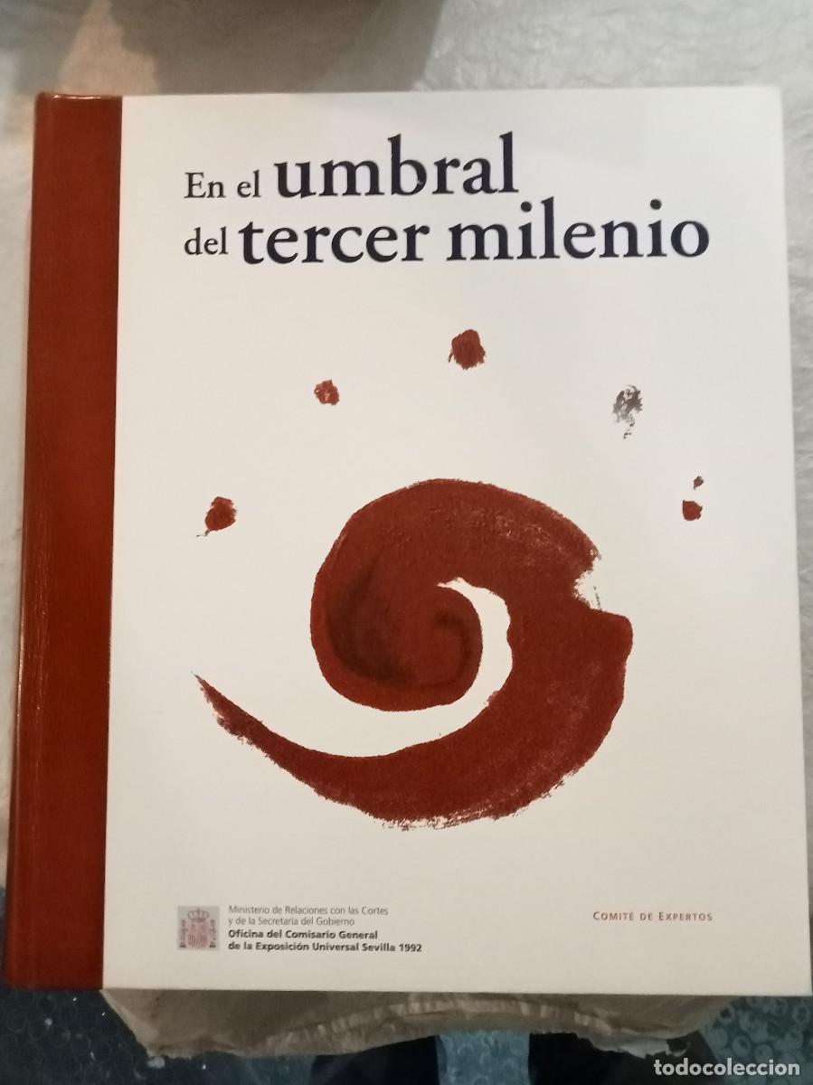 Libros de segunda mano: En el umbral del Tercer Milenio VVAA 1992 - Foto 1