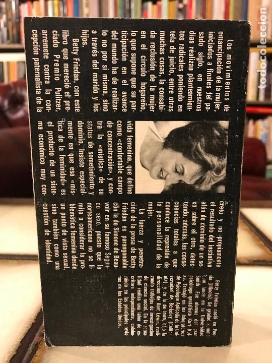 Libros de segunda mano: La m&iacute;stica de la feminidad. Betty Friedan. - Foto 2