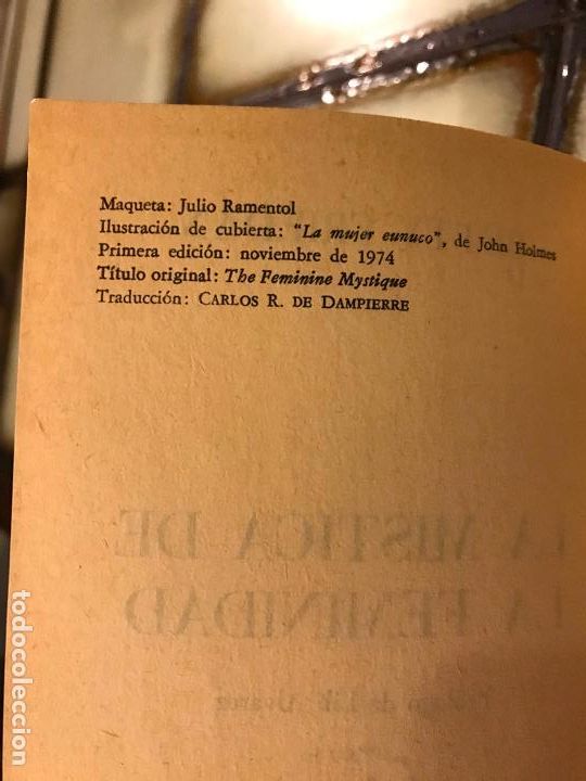 Libros de segunda mano: La m&iacute;stica de la feminidad. Betty Friedan. - Foto 3