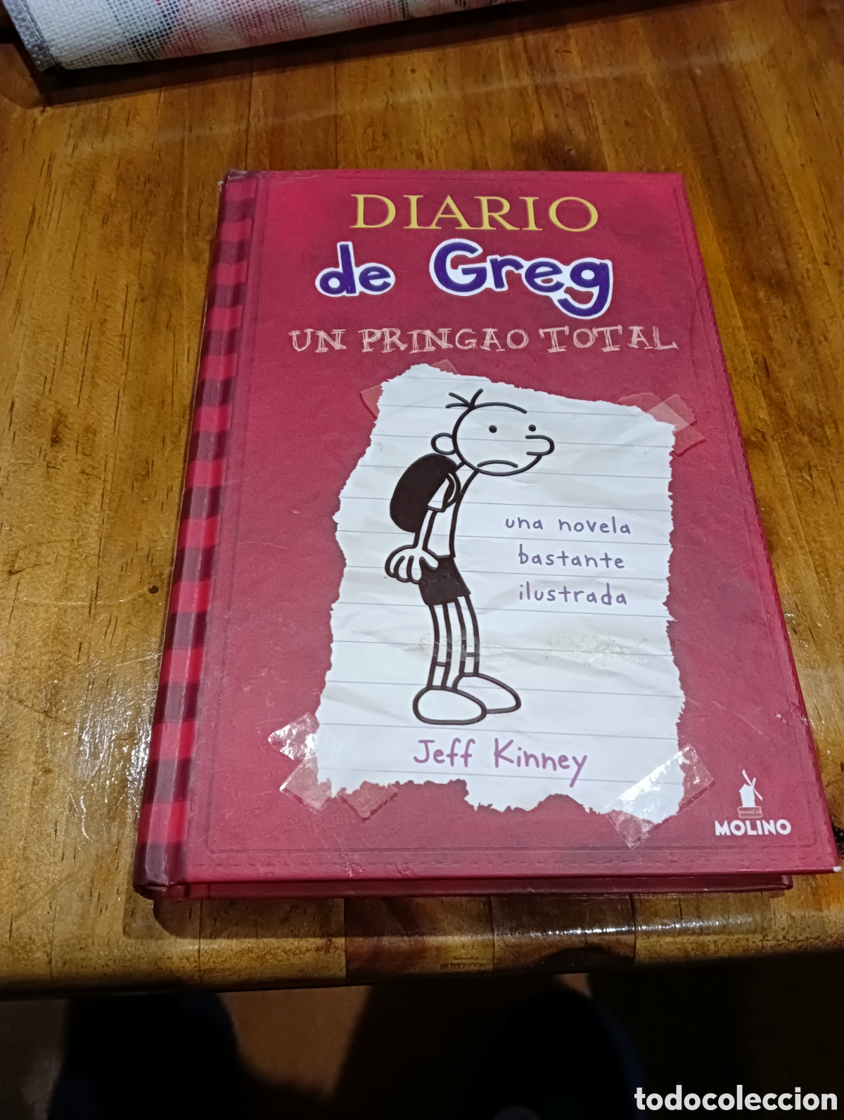 Libros de segunda mano: Diario de Greg un pringao total - Foto 1