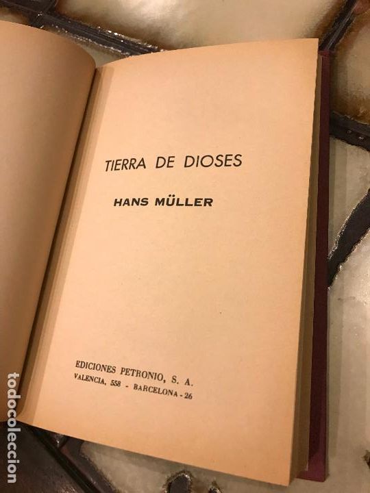 Libros de segunda mano: Tierra de dioses. Hans M&uuml;ller. Ediciones Petrone 1979. PEDIDO M&Iacute;NIMO 5&euro; - Foto 2