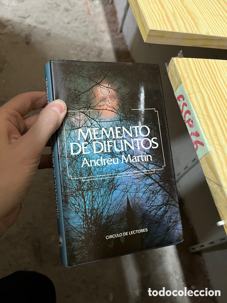 Libros de segunda mano: Esco26 memento DE DIFUNTOS Andreu Martin - Foto 1