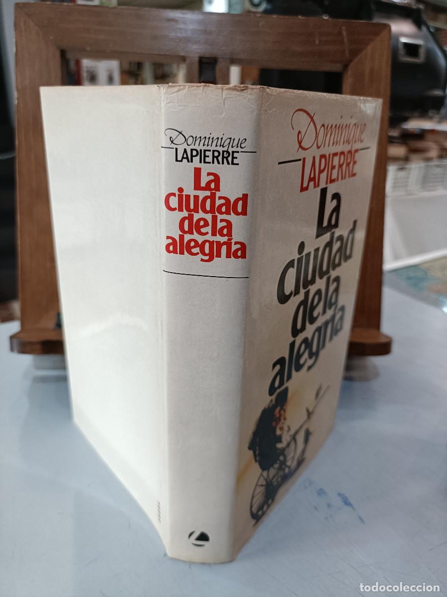 Libros de segunda mano: La Ciudad de la Alegr&iacute;a - Dominique Lapierre - C&iacute;rculo de Lectores 1985 - Foto 2