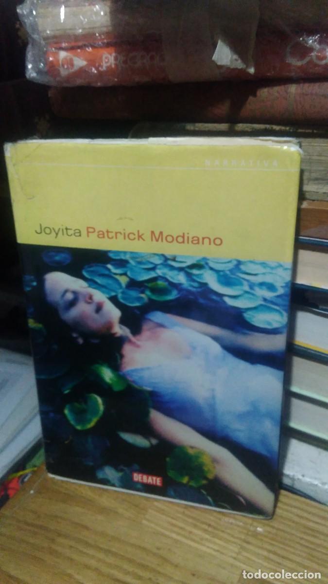 Libros de segunda mano: JOYITA, PATRICK MODIANO, ED. OC&Eacute;ANO - Foto 1