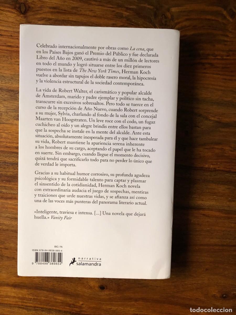 Libros de segunda mano: Sospechas. Herman Koch. Salamandra - Foto 2