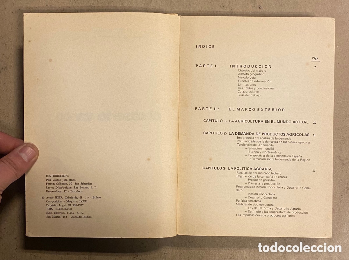 Libros de segunda mano: EL CASER&Iacute;O VASCO. MIREN ETXEZARRETA. IKER 1977. - Foto 3