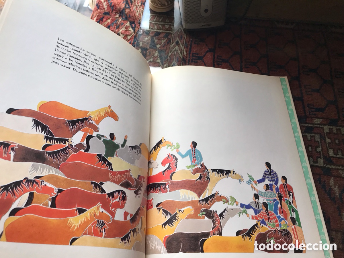Libros de segunda mano: El don del perro sagrado. Paul Gable. - Foto 5