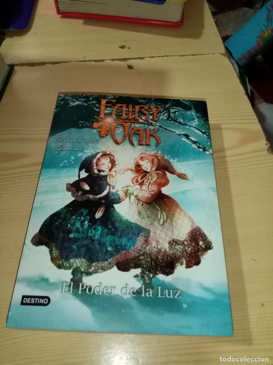 Libros de segunda mano: FAIRY OAK. EL PODER DE LA LUZ. EST1B1 - Foto 1