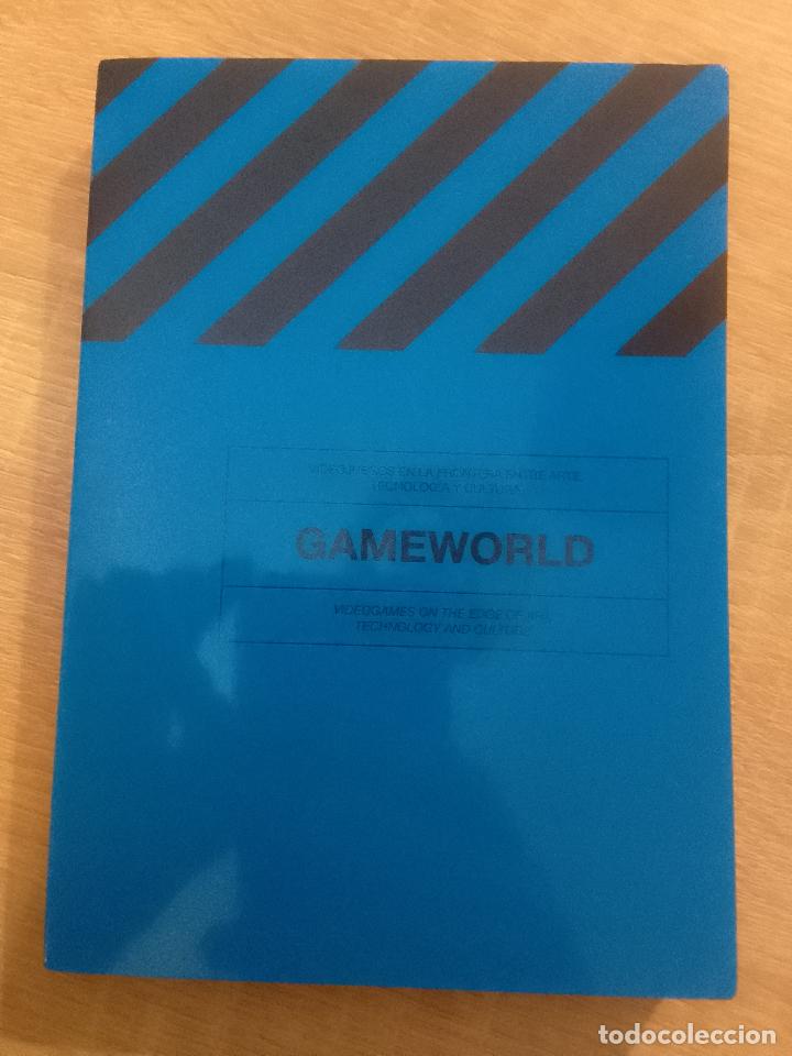 Libri di seconda mano: VV.AA.: Gameworld. Videojuegos en la frontera entre arte, tecnolog&iacute;a y cultura