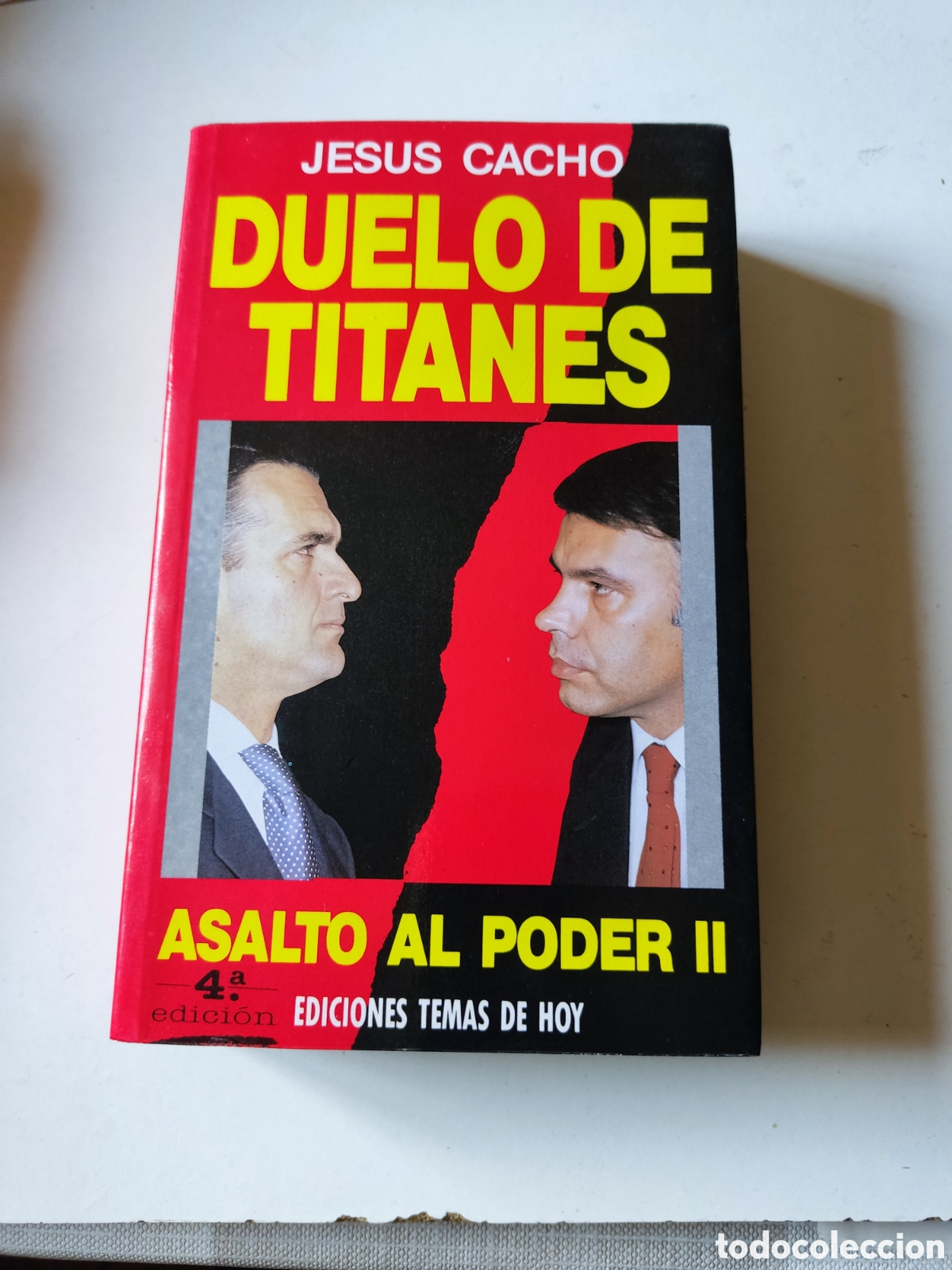 Libros de segunda mano: Libro duelo de titanes de Jes&uacute;s Cacho asalto al poder ll - Foto 1