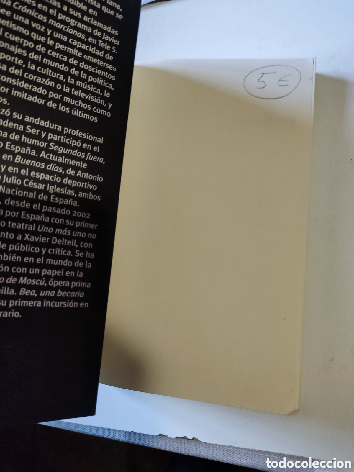 Libros de segunda mano: Libro BEA una becaria en marte Carlos latre - Foto 2