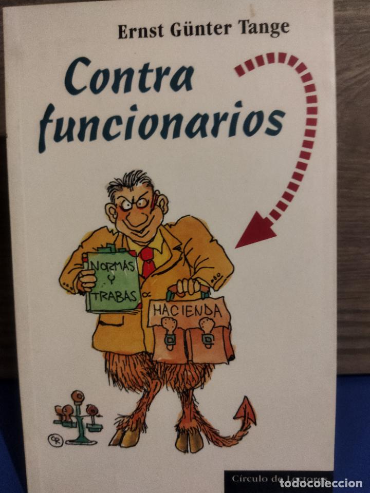 Libros de segunda mano: Contra funcionarios - Foto 1