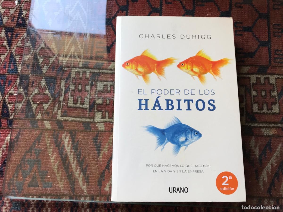 Libros de segunda mano: El poder de los h&aacute;bitos. Charles Duhigg. Muy buen estado - Foto 1