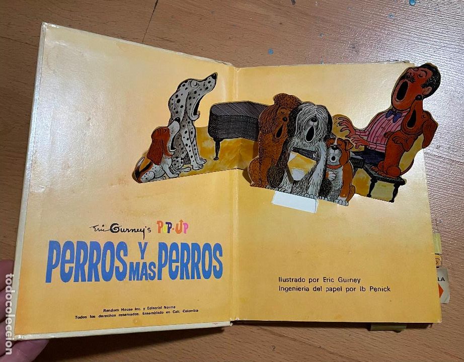 Libros de segunda mano: PERROS Y MAS PERROS, POP UP Eric Gurney leer - Foto 3