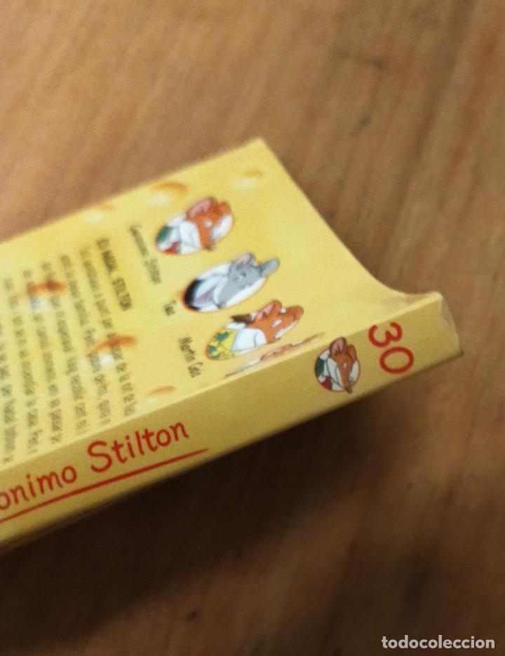 Libros de segunda mano: GERONIMO STILTON ES NADAL- CATALA - Foto 3
