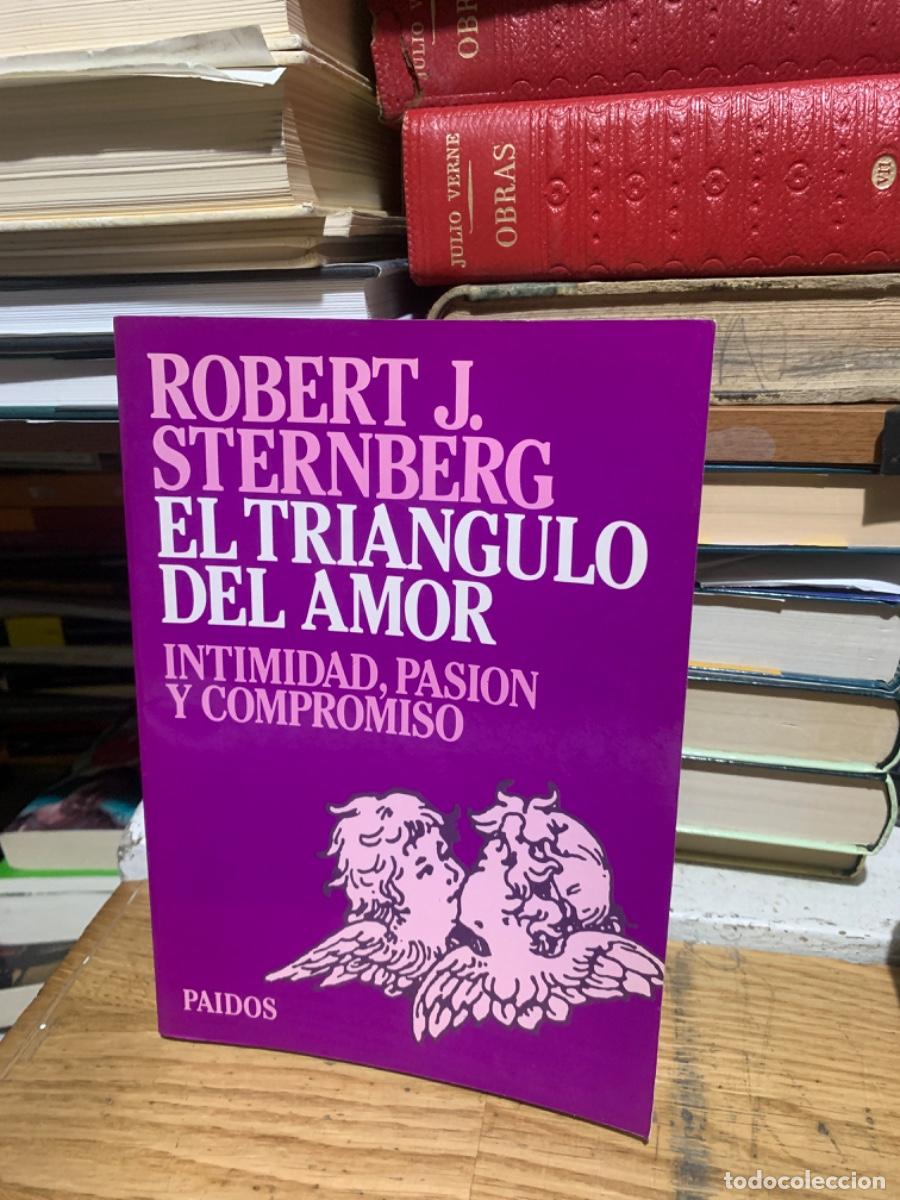 Libros de segunda mano: EL TRI&Aacute;NGULO DEL AMOR , robert j.s., PAIDOS - Foto 1