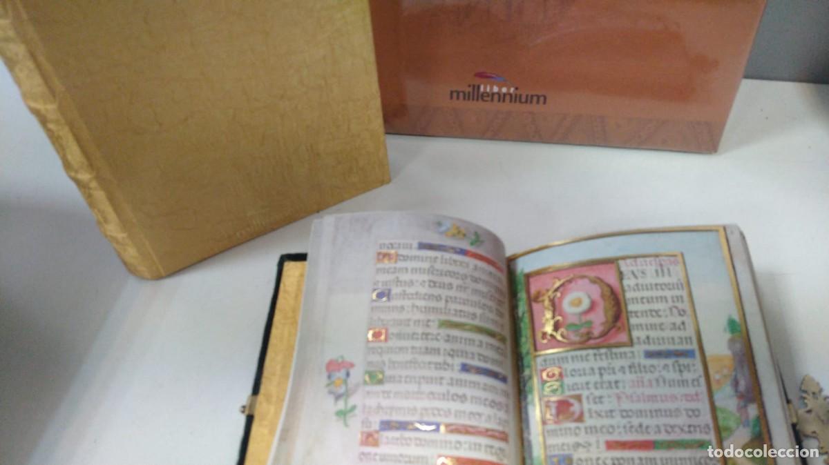 Libros de segunda mano: FACSIMIL DEL LIBRO DE HORAS DEL OBISPO MORGADES. ED MILLENNIUM - - Foto 4