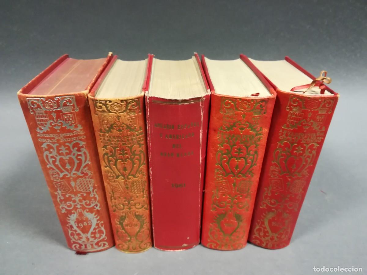 Livres d'occasion: COLECCION ANUARIO ESPA&Ntilde;OL Y AMERICANO DEL GRAN MUNDO