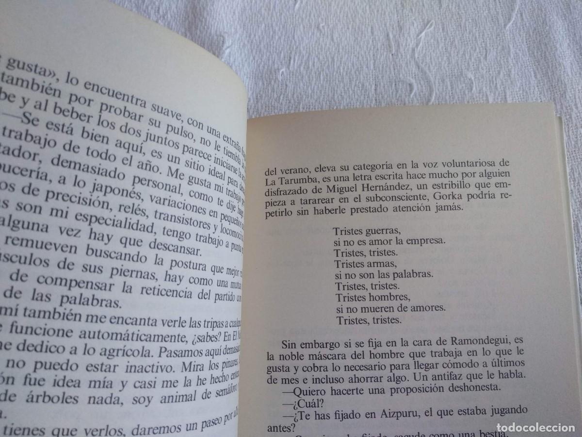 Libros de segunda mano: La costumbre de morir. Ra&uacute;l Guerra Garrido - Foto 4