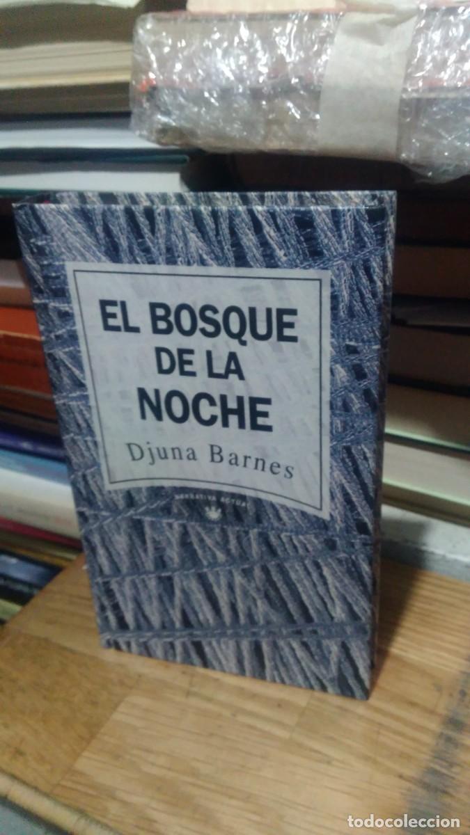 Libros de segunda mano: EL BOSQUE DE LA NOCHE, DJUNA BARNES, ED. RBA - Foto 1