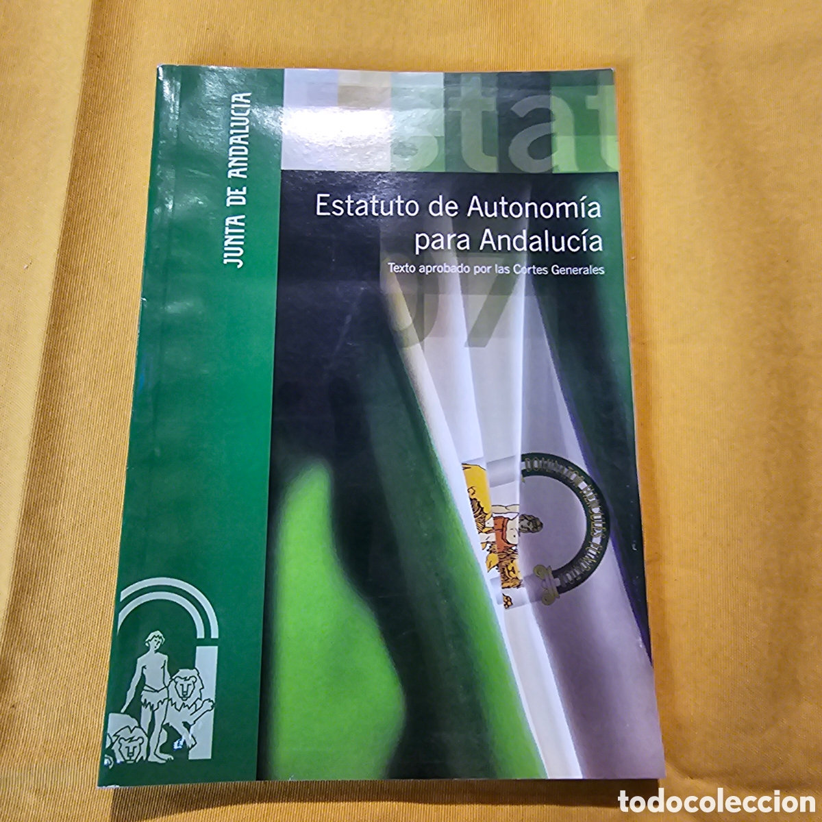 Libros de segunda mano: ESTATUTO DE AUTONOMIA PARA ANDALUC&Iacute;A - Foto 1