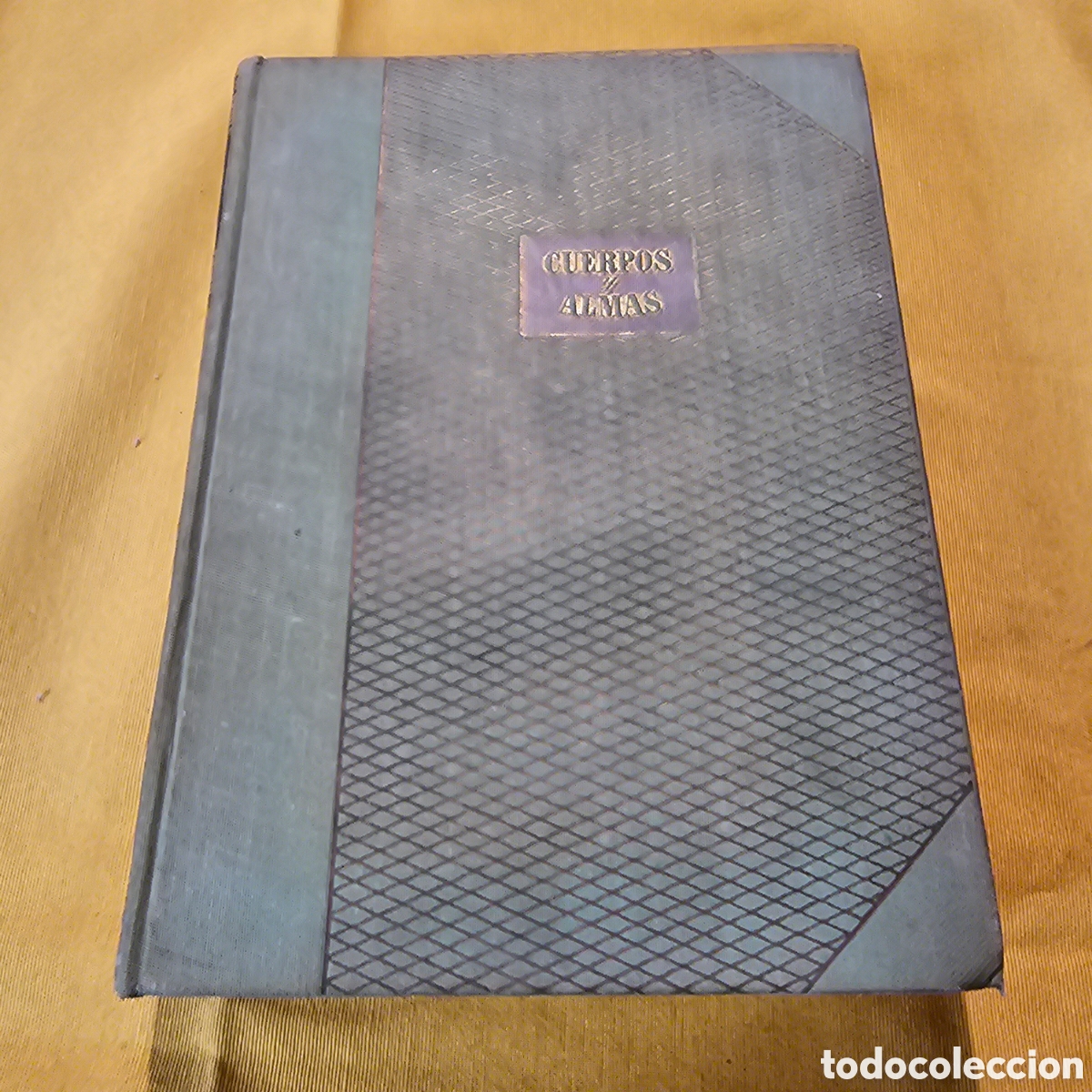 Libros de segunda mano: CUERPOS Y ALMAS MAXENCE VAN DER MEERSCH 1946 - Foto 1