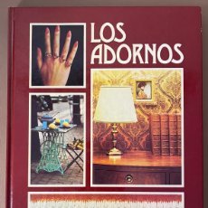 Libros de segunda mano: LOS ADORNOS. JAIMES LIBROS 1977