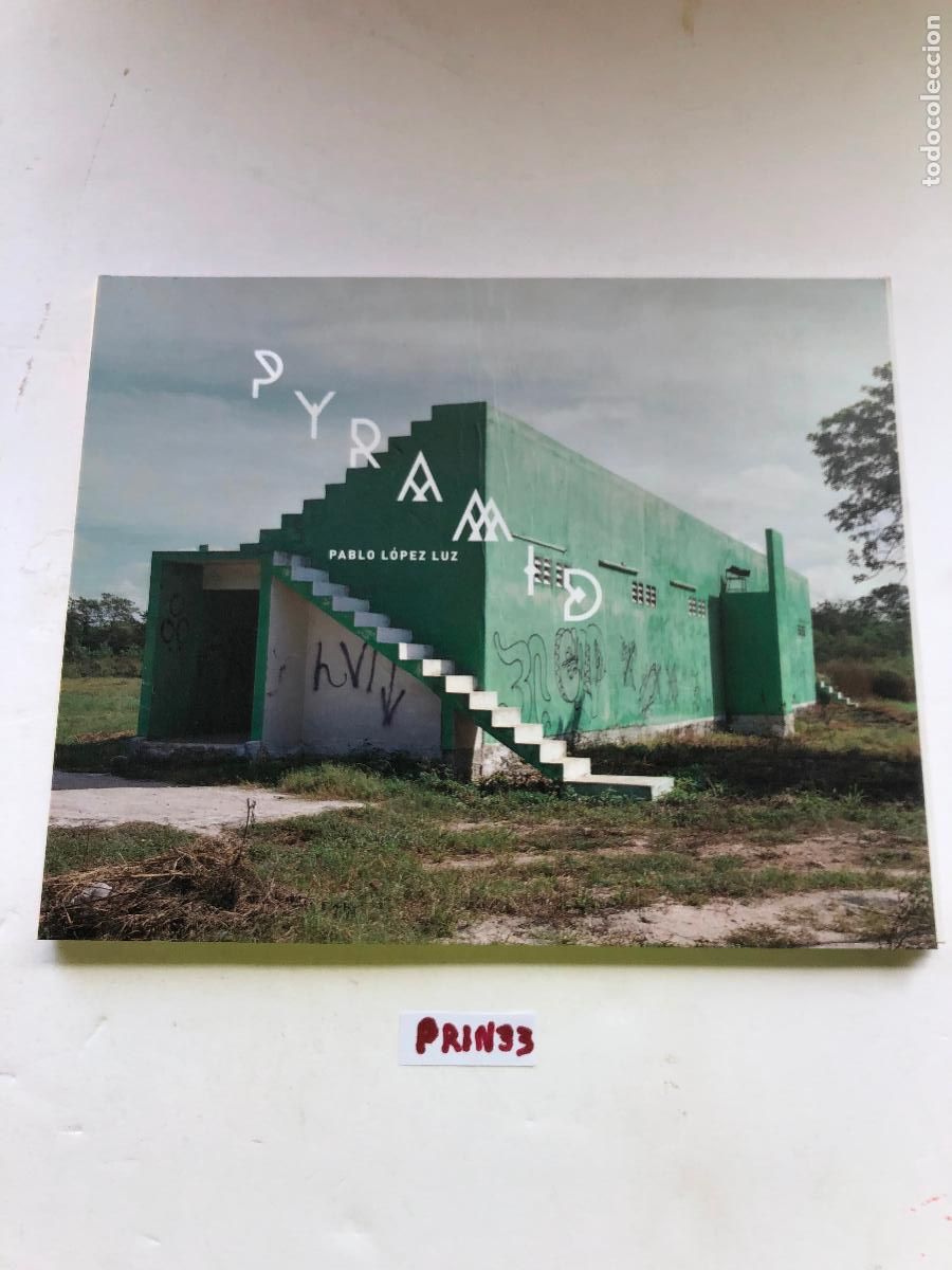 Libros de segunda mano: Pyramid - Foto 1