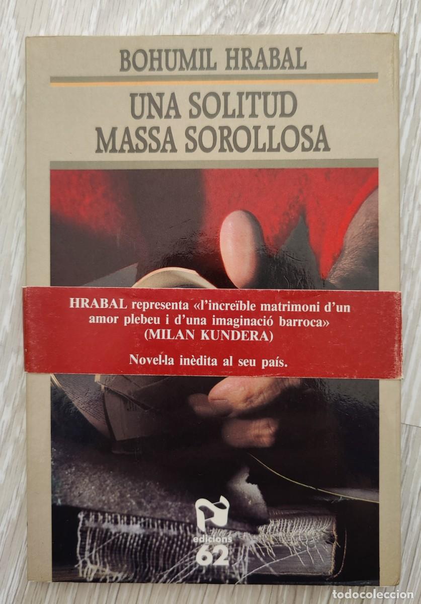 Libros de segunda mano: Libro Una solitud Massa Sorollosa - Foto 1