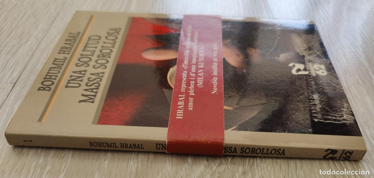 Libros de segunda mano: Libro Una solitud Massa Sorollosa - Foto 10